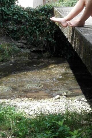 Les pieds dans la Cozanne
