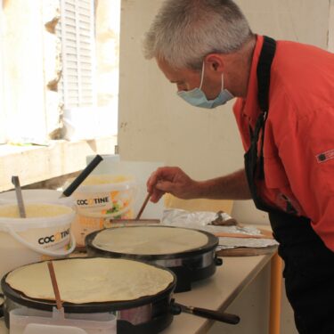 Des bénévoles apprentis